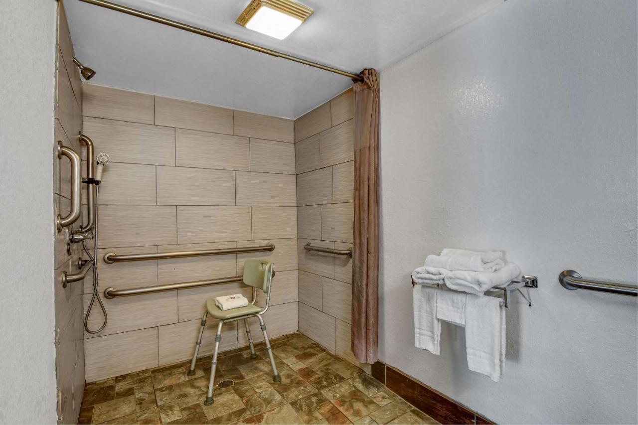 Motel 6-Atlanta, Ga โดราวิลล์ ภายนอก รูปภาพ