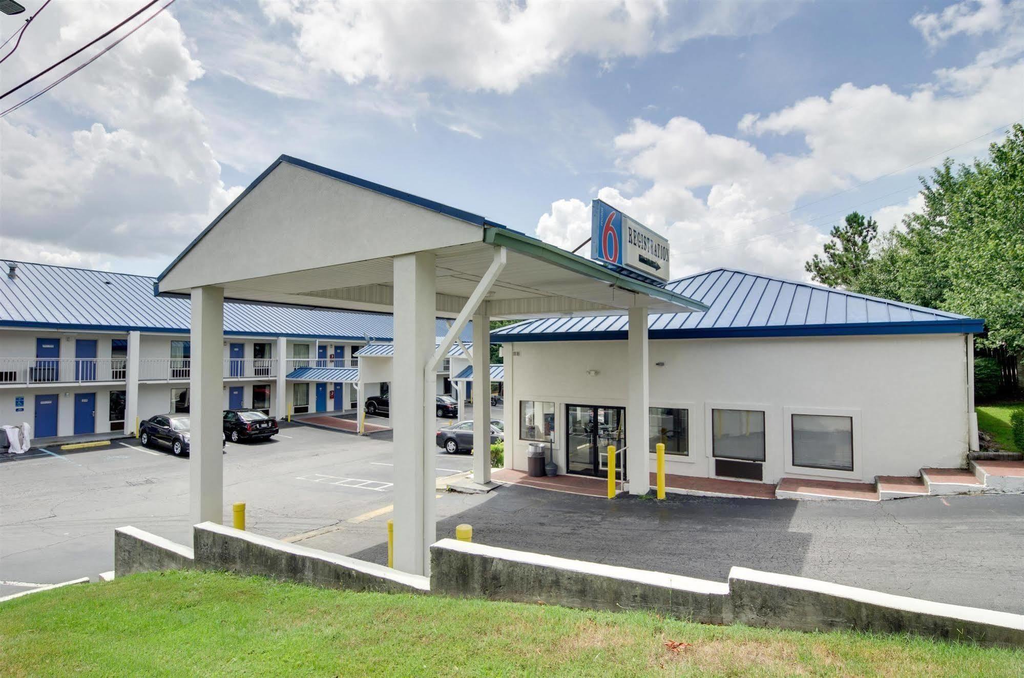 Motel 6-Atlanta, Ga โดราวิลล์ ภายนอก รูปภาพ
