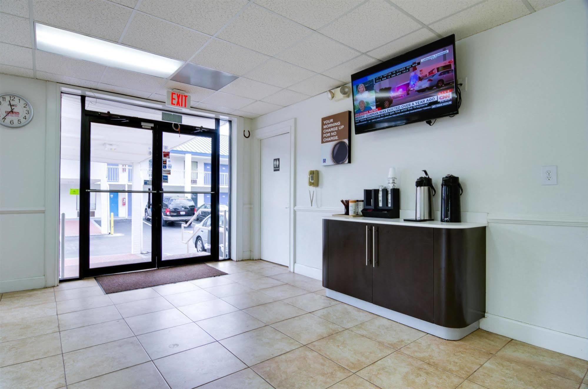 Motel 6-Atlanta, Ga โดราวิลล์ ภายนอก รูปภาพ