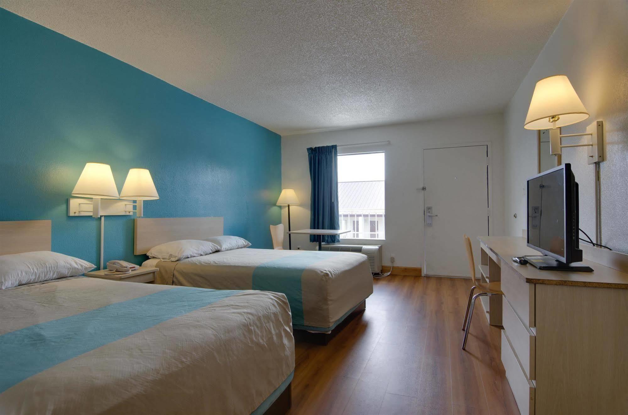 Motel 6-Atlanta, Ga โดราวิลล์ ภายนอก รูปภาพ